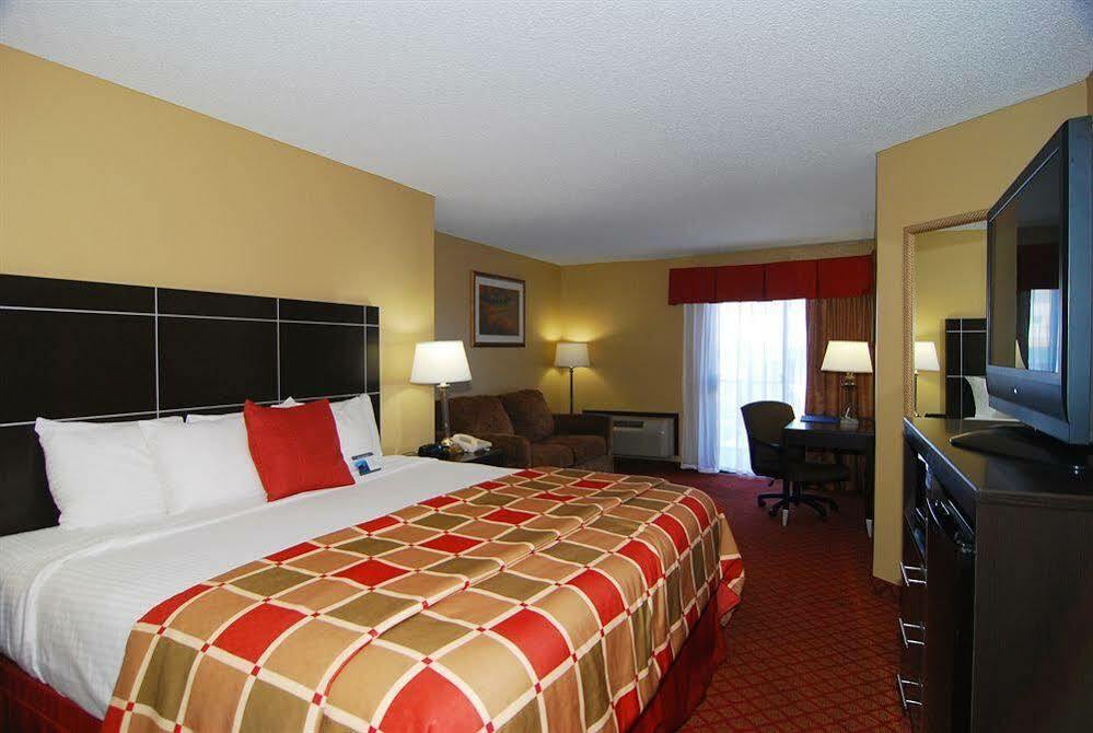 Broadway Inn & Suites Oklahoma City Exteriör bild